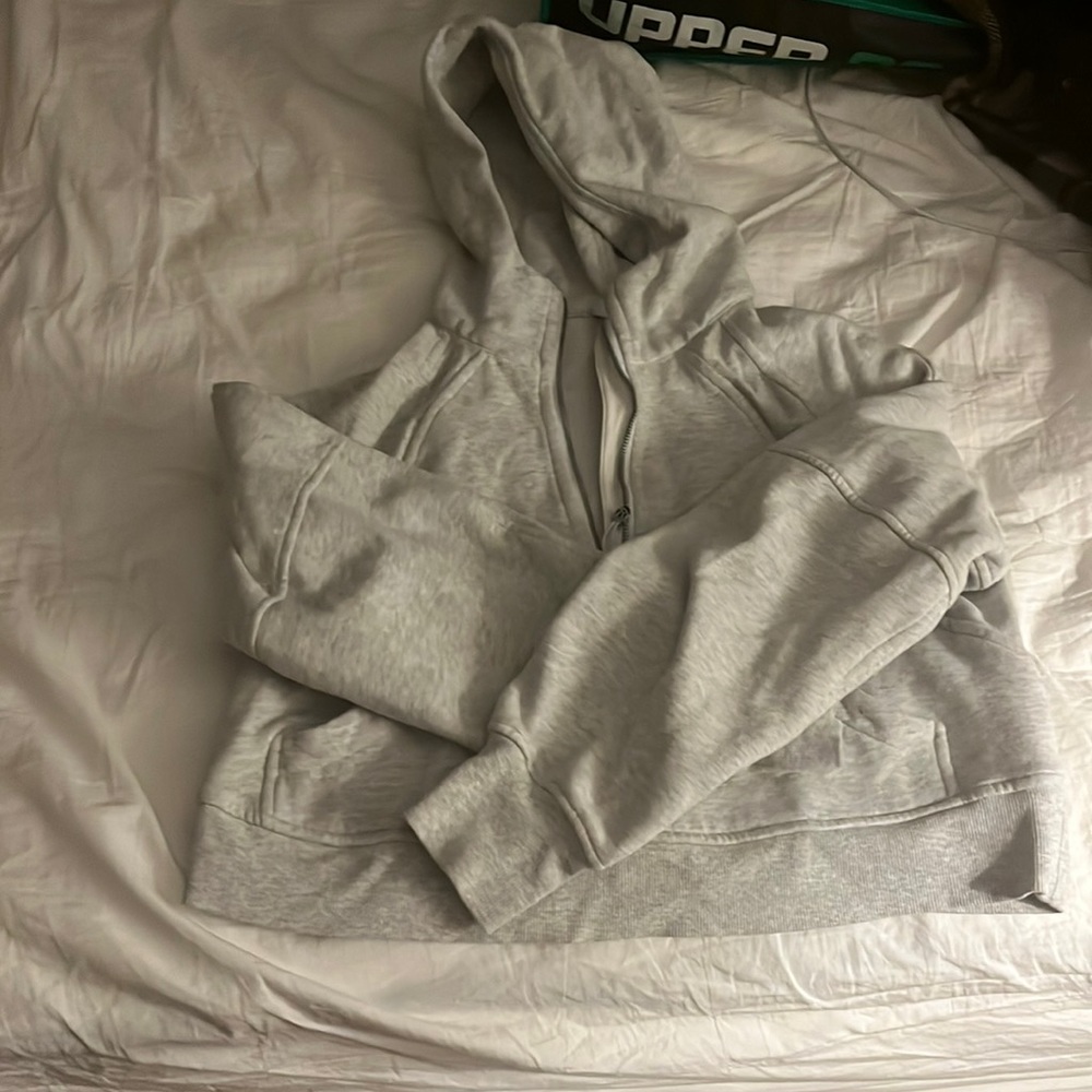 Lululemon scuba jacket